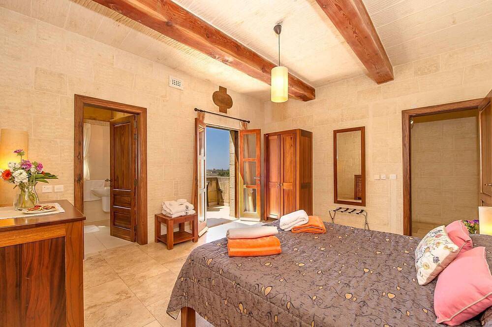 Dream by Hamlet Holiday Home in Ghasri, Gozo