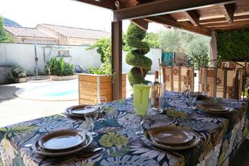 Villa pour 6 Personnes dans Maubec, Parc naturel régional du Luberon, Photo 1