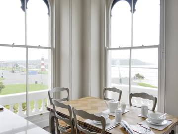 Holiday Rental for 6 People in Plymouth, South West England, Photo 3