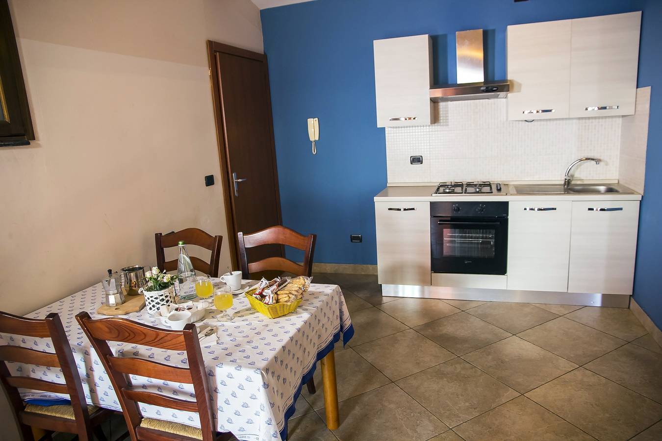 Ganze Wohnung, Charmante Wohnung in Capo Mulini mit Meerblick - 50 m² in Capo Mulini, Acireale