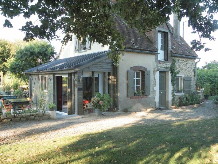 Location de vacances pour 6 personnes, avec jardin dans Perche-en-Nocé