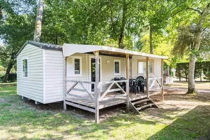 Camping pour 6 personnes à Camiers