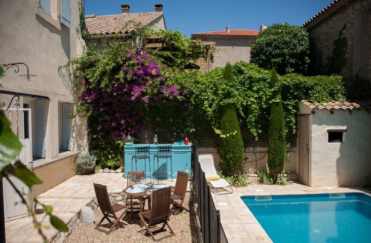 Chambre d’hôte pour 4 personnes, avec piscine et jardin