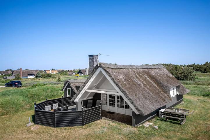 Ferieudlejning for 6 personer, med Terrasse i Ringkøbing