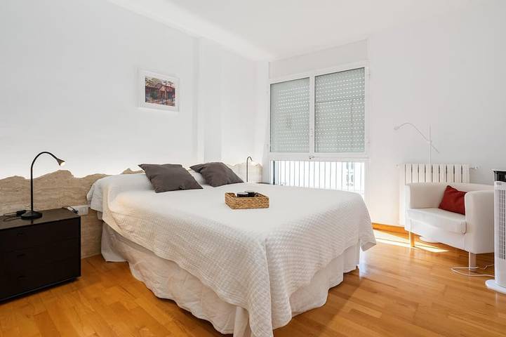 Apartamento entero, Apartamento amplio con A/C y calefacción in La Ametlla de Mar, Costa Dorada