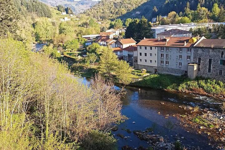 Maison de vacances pour 8 personnes, avec jardin et terrasse, animaux acceptés