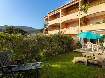 Gîte pour 3 personnes, avec jardin et terrasse à Rayol-Canadel-sur-Mer