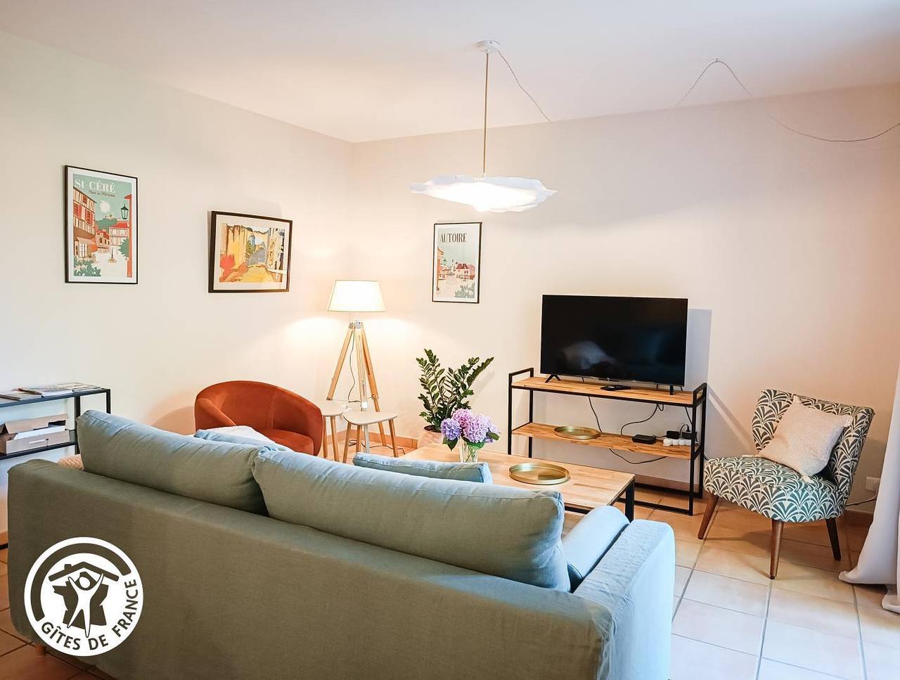 La Maison Rose in Saint-Céré, Lot