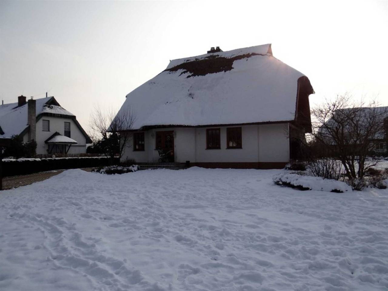 Ganze Ferienwohnung, Land Fewo am Teich- Reet gedeckt/Ostseenah /bei Binz - Ferienwohnung in Pantow, Zirkow