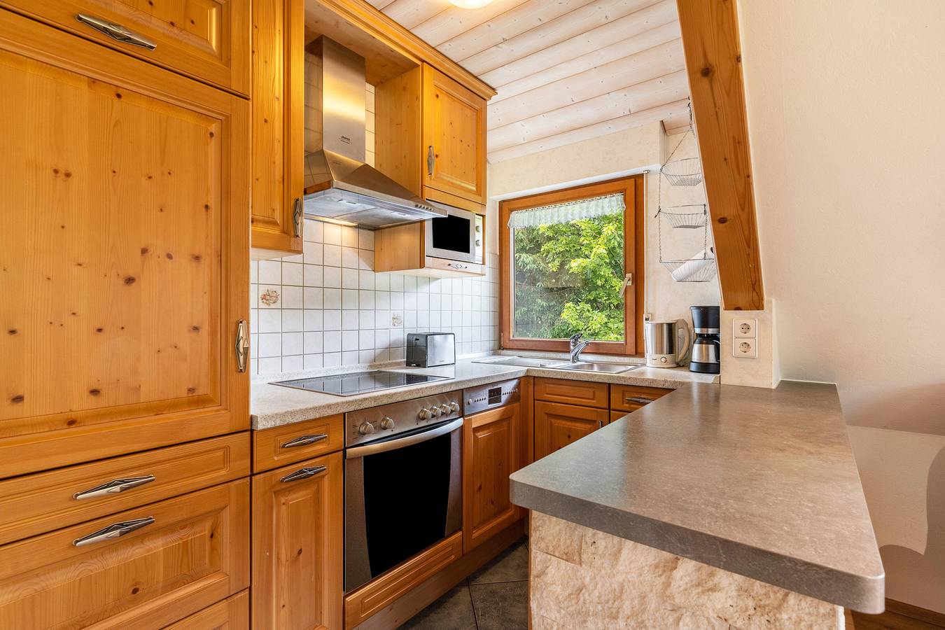 Ganze Wohnung, Apartment 'Vogelnest' mit Bergblick, Gemeinschaftspool und Wlan in Wolfach, Mittlerer Schwarzwald