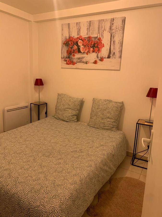 Appartement entier, La Maison des roses in Nanterre, Hauts-de-Seine