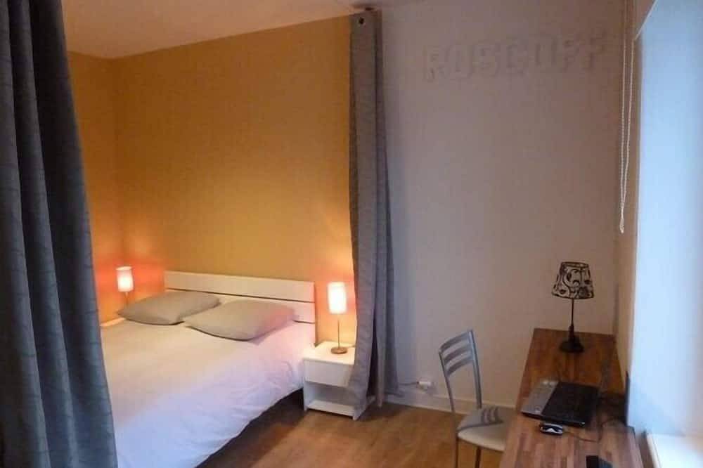 Geheel appartement, Gerenoveerd comfortabel appartement zijdelings uitzicht op zee in Roscoff in Roscoff, Ceinture Dorée