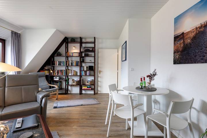 Entire apartment, Apartment 'Scherr' with Private Terrace, Private Garden and Wi-Fi in Heide, Heide and surroundings