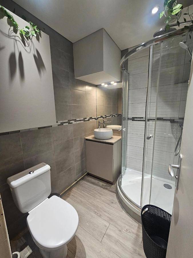 Appartement entier, Appartement entier T2 proche gare de Cergy préfecture in Cergy, Val-d'Oise
