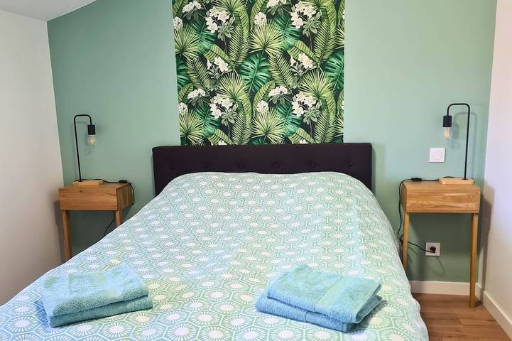 Location de vacances pour 6 personnes, avec terrasse, animaux acceptés à Perrier - 4