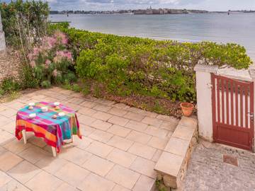 Gîte pour 9 personnes, avec terrasse, animaux acceptés dans Plage Toulhars