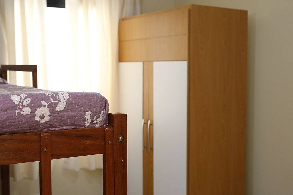 Ganze Wohnung, Apt mit luftgekühlten 2 Schlafzimmer, möbliert, Garajem, 200 m vom Strand entfernt, 8 Personen in Guarapari, Região Metropolitana da Grande Vitória