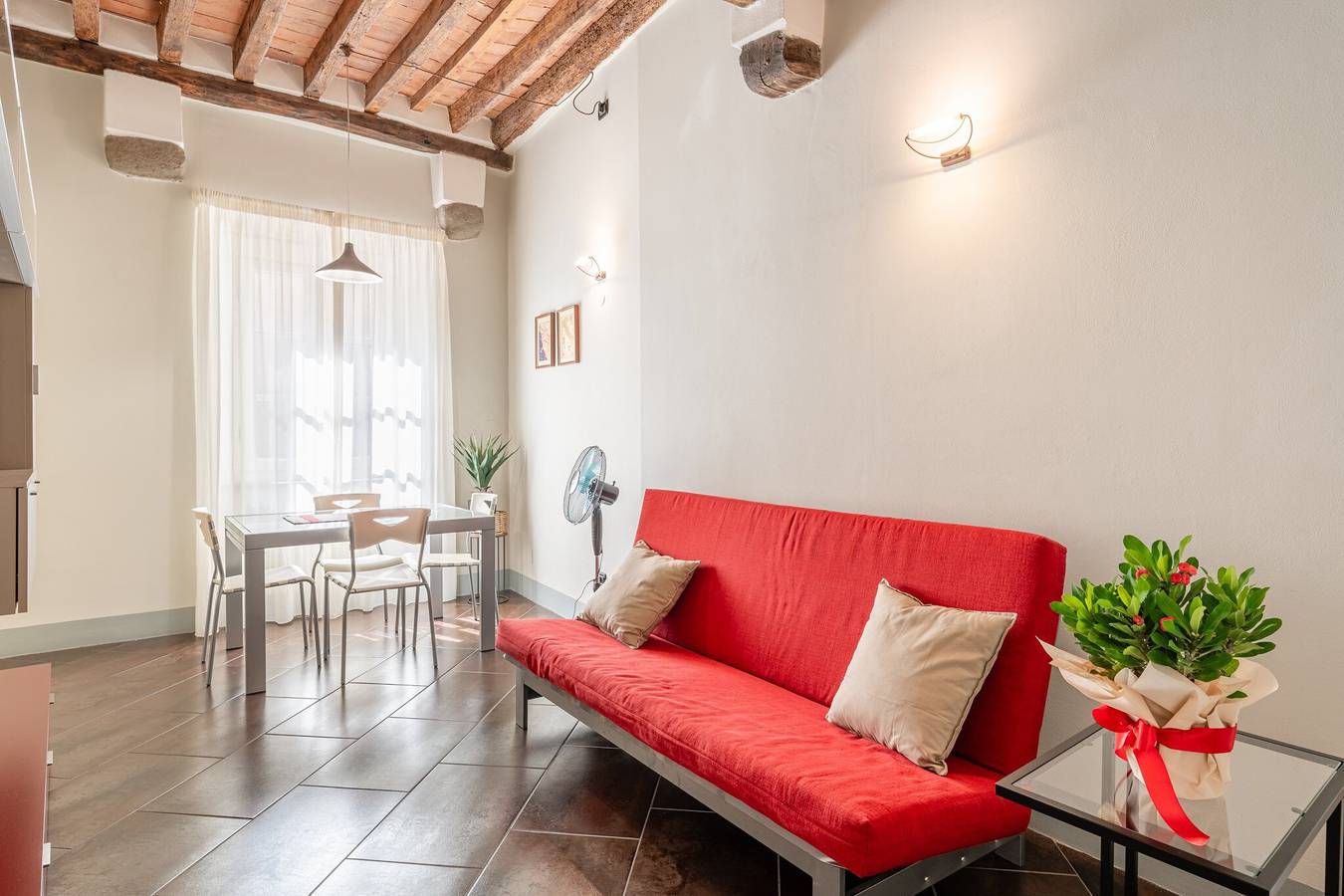 Hel leilighet, 'Apartment San Giorgio B - Luccaa' with Wi-Fi in Lucca, Provinsen Lucca