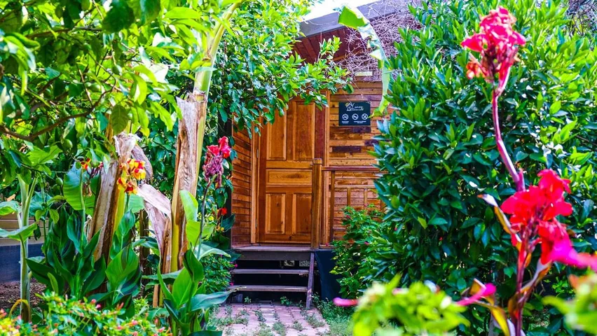 Alojamiento y desayuno para 2 personas, con vistas y jardín - 1