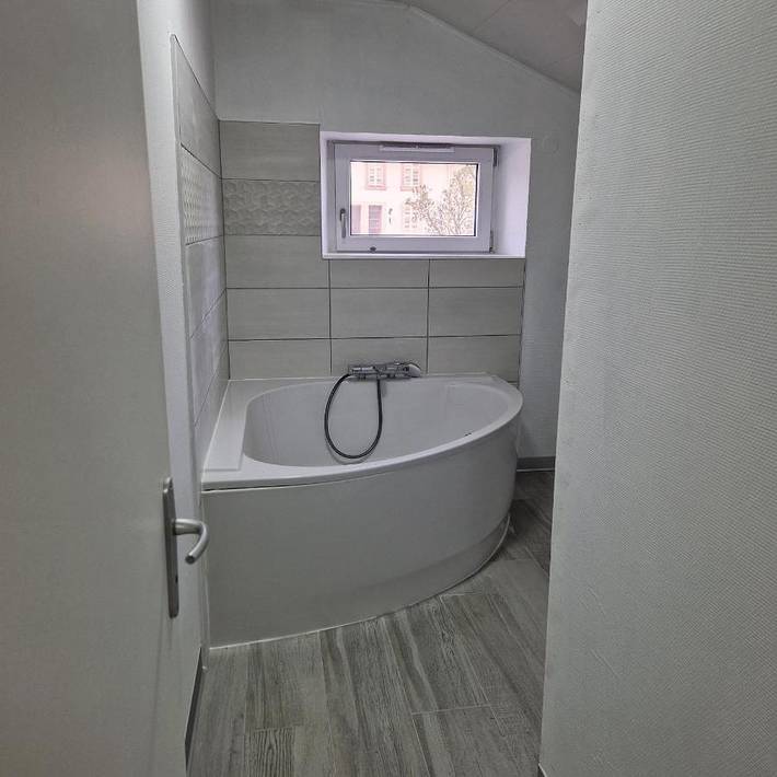 Gîte pour 4 personnes, avec balcon à Étival-Clairefontaine - 4