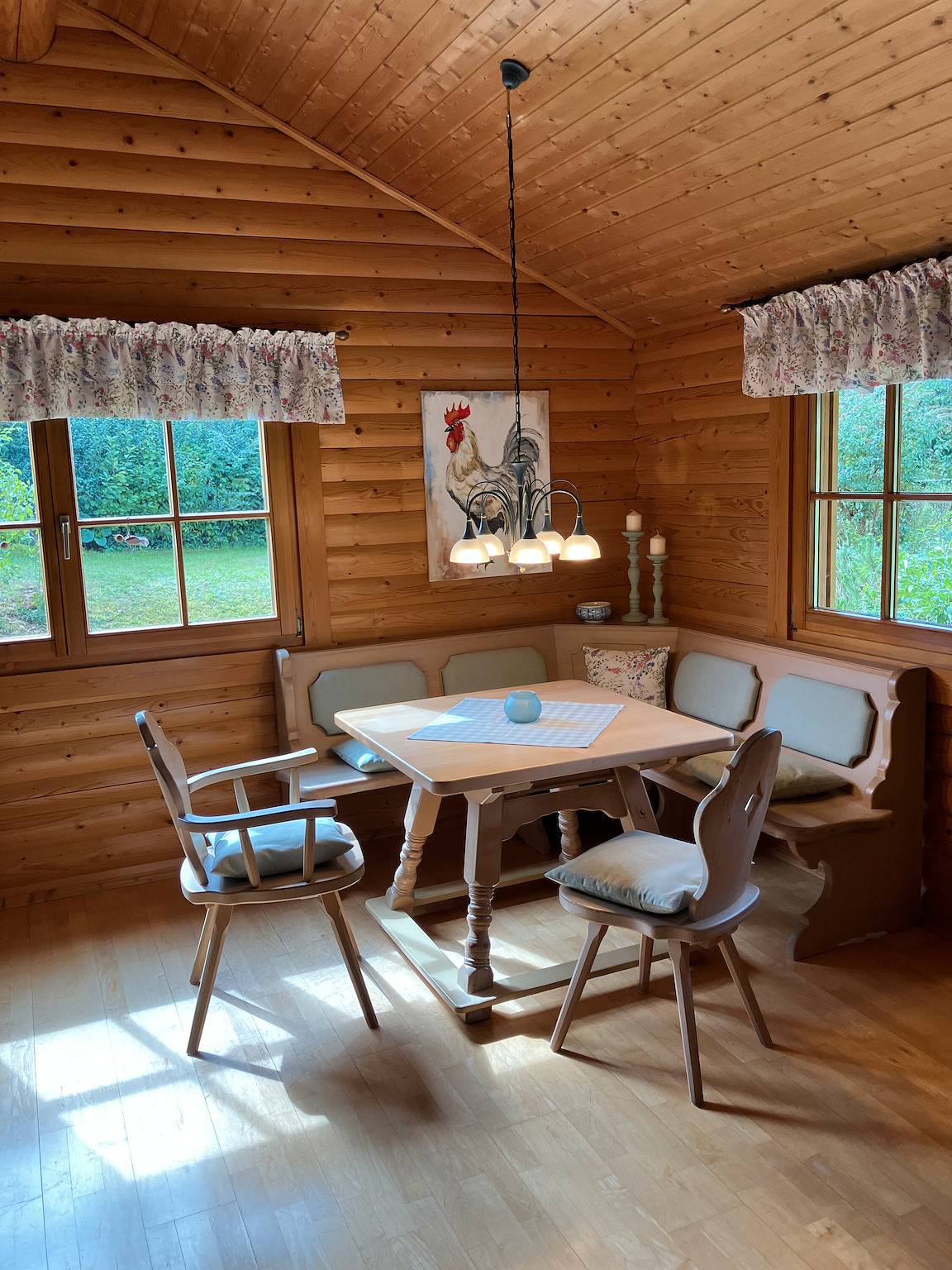 Holiday Home 'Zur Einberger Schweiz' with Private Terrace, Private Garden and Wi-Fi in Ebersdorf b.Coburg, Oberes Maintal - Coburger Land