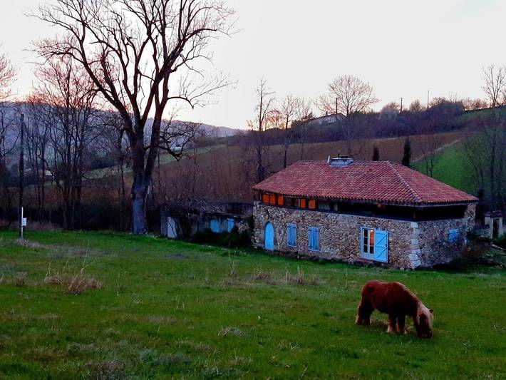 Gîte pour 6 personnes, avec jardin et terrasse