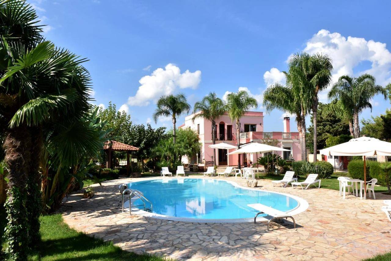 Deluxe Double Room with Shower in Mesagne, Salento