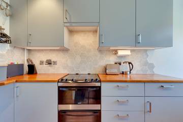 Apartment for 4 Guests in Cambridge, Cambridgeshire, Picture 2