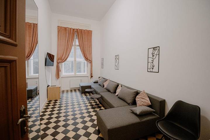 Apartament wakacyjny dla 18 osób, z taras - 1