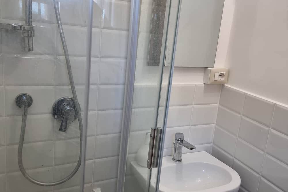 Apartamento entero, The little house on the river - nice one-bedroom apartment very close to the city center in Prato, Provincia de Prato