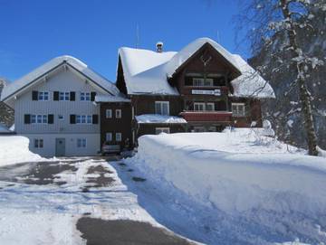 Hotel für 3 Personen, mit Terrasse, kinderfreundlich in Sonntag