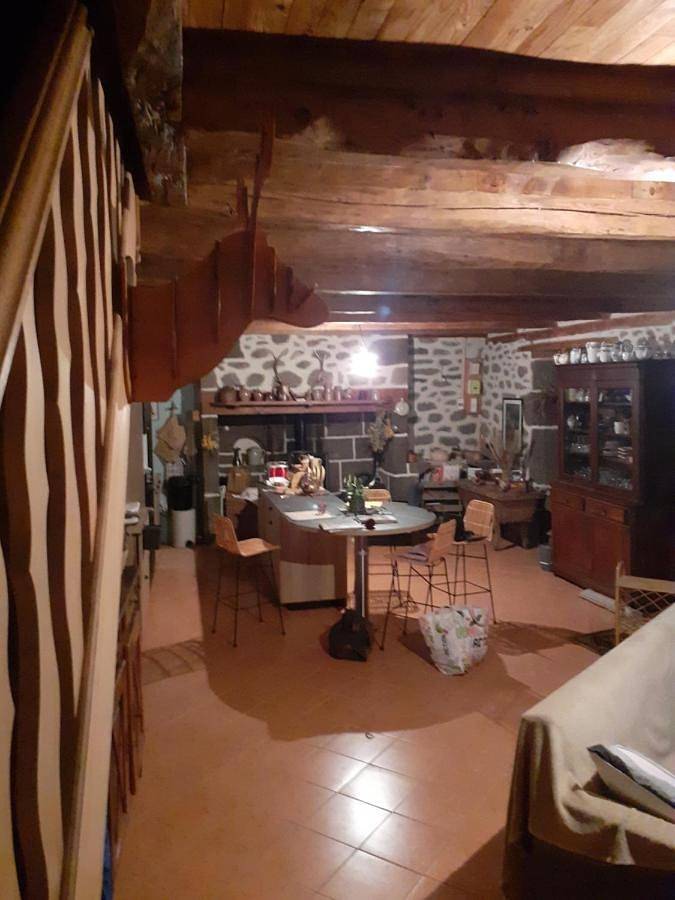Location de vacances pour 6 personnes, avec vue à Thiézac - 4