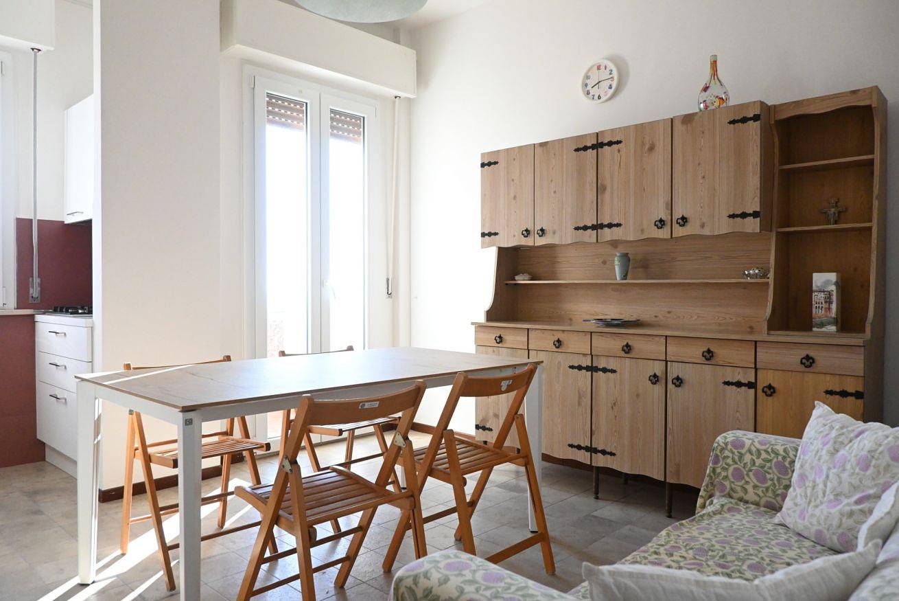 Appartement entier,  Se173 - Montemarciano, three-room apartment with attic facing the sea in Montemarciano, Province d'Ancône