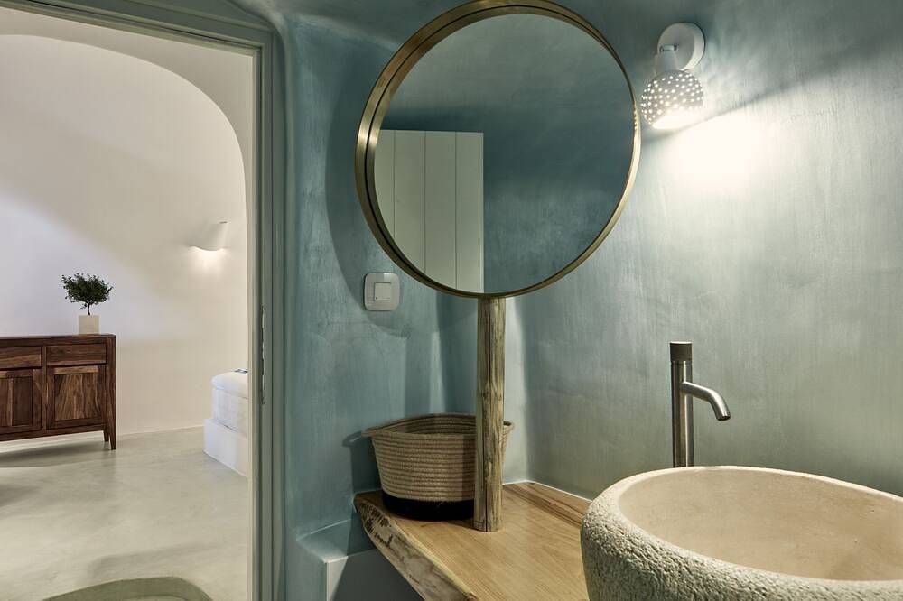 Superior Suite with Outdoor Hot Tub and Caldera View in Thera, Santorini