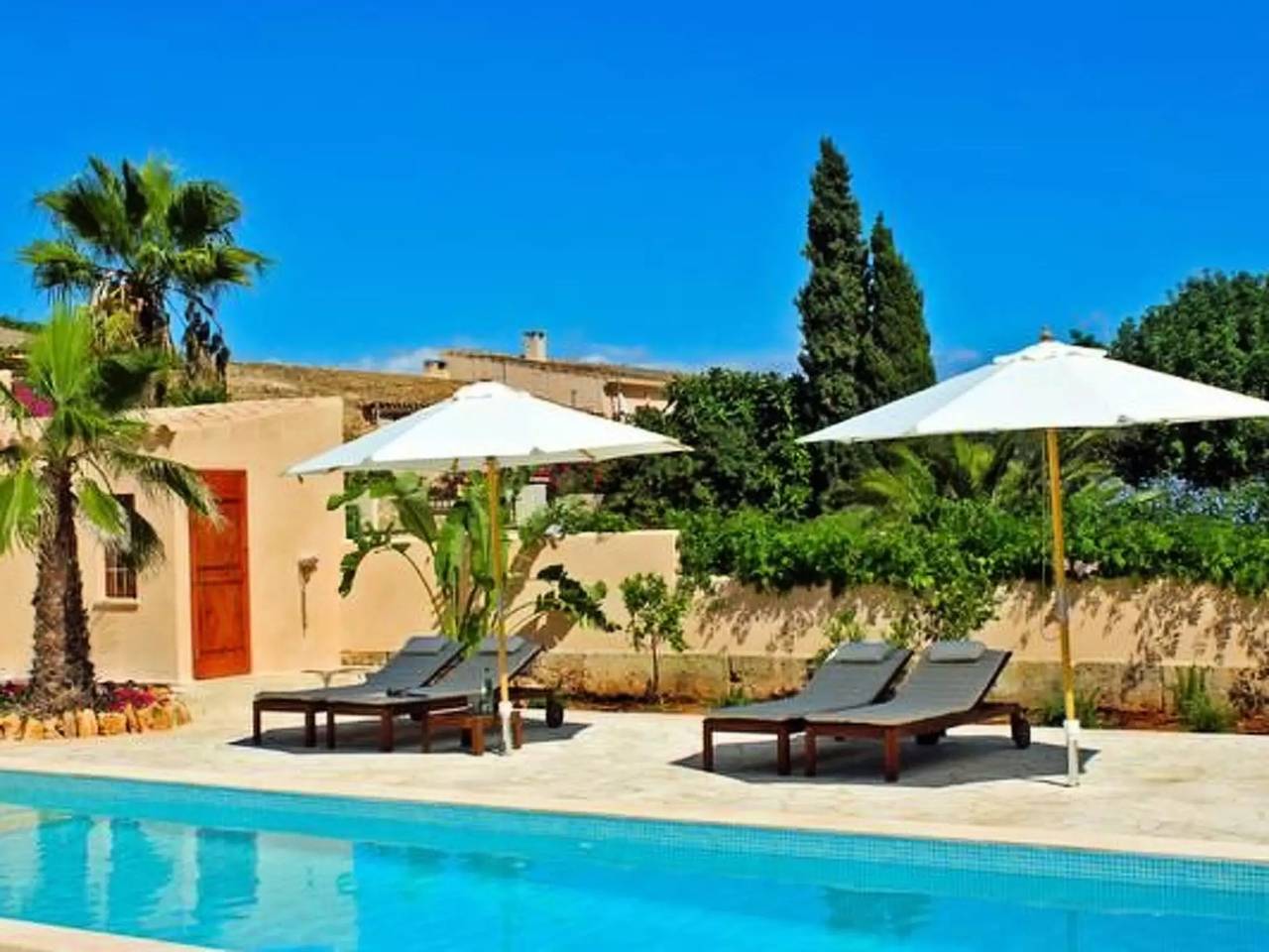 Haus 6 Personen in Es Llombards, Santanyí