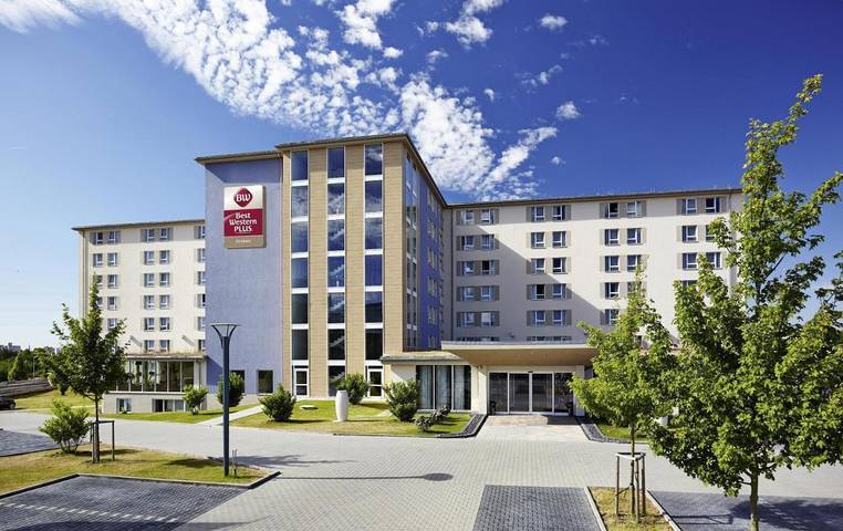 Hotel für 2 Personen, mit Terrasse in Eschborn