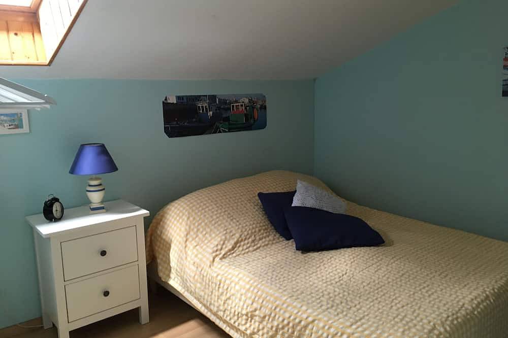 House with garden, quiet, 10' walk from the main beach and 15' from Spain in Saint-Jean-de-Luz, Bayonne und Umgebung