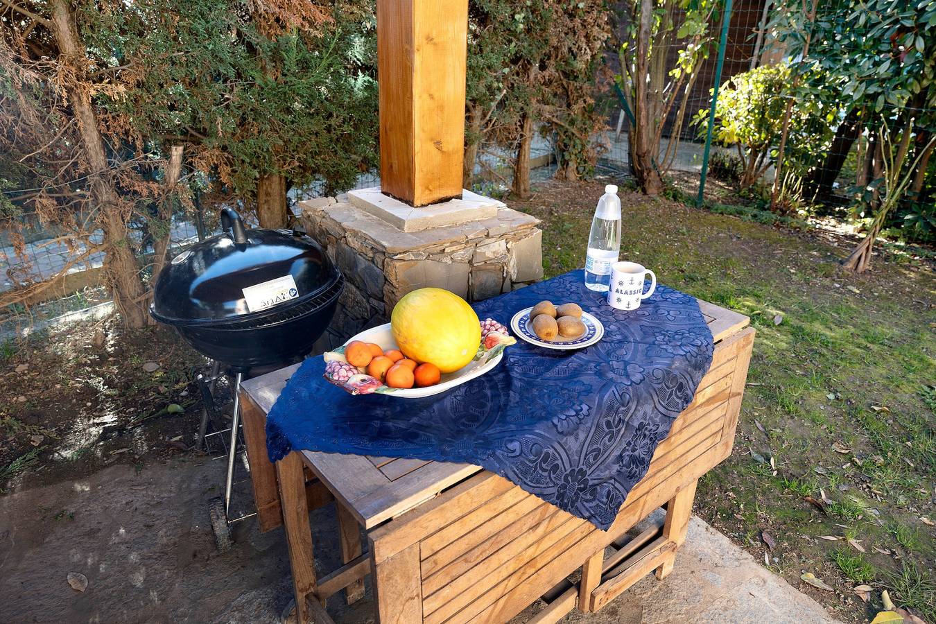 Appartamento intero, Appartamento 'Home Charlene' con giardino e Wi-Fi in Albenga, Riviera di Ponente