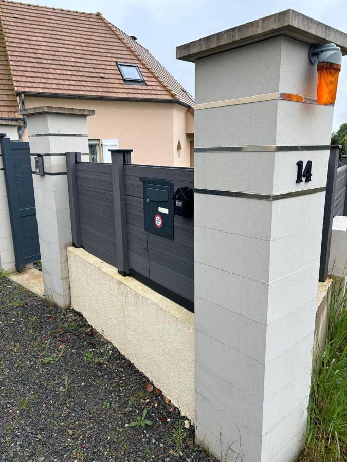 Gîte pour 8 personnes, avec jardin ainsi que terrasse et jacuzzi dans Voivres-lès-le-Mans - 4