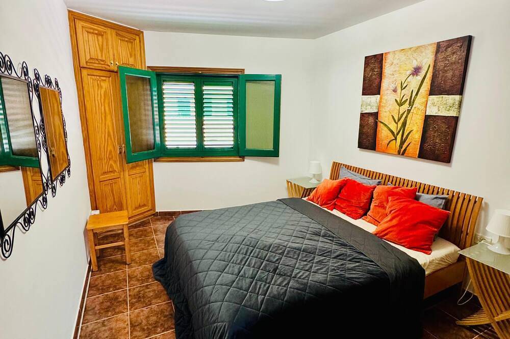 Ganze Wohnung, Relax Penthouse Meer- und Bergblick direkt an der Küste mit Meeresrauschen in Puertito de los Silos, Los Silos