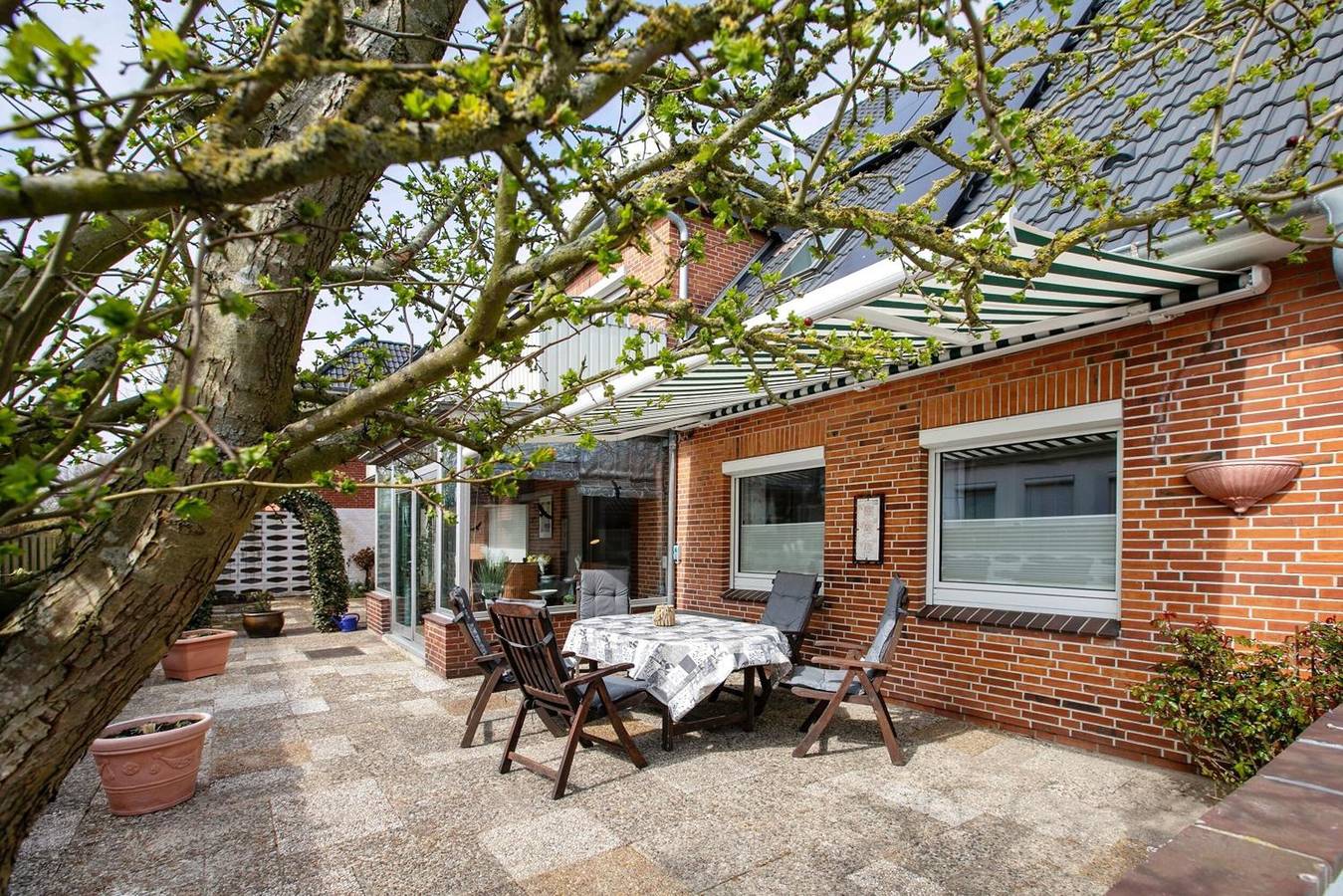 Ganze Wohnung, Ferienwohnung 'Sabrina' mit Privatterrasse und Wi-Fi in Büsum, Dithmarschen