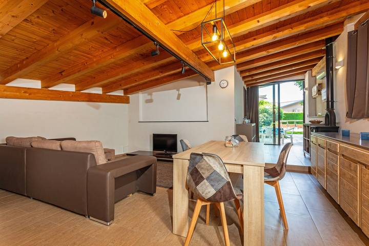 Ganze Wohnung, Apartment 'Vanilla Bay Dep' mit privatem Pool, privatem Garten und Klimaanlage in San Giovanni La Punta, Catania Provinz