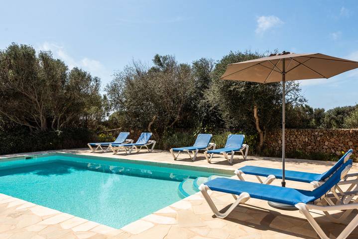 Location de vacances pour 6 personnes, avec terrasse et jardin à Cala en Blanes - 4