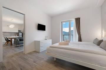 Ferienwohnung für 4 Personen, mit Seeblick und Balkon in Limone sul Garda