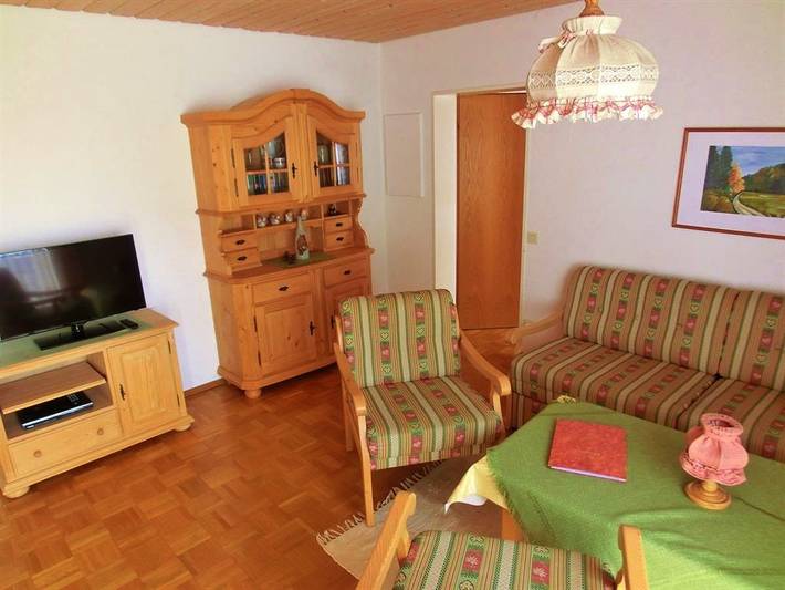 Ferienwohnung für 4 Personen, mit Sauna und Terrasse sowie Garten, mit Haustier in Ofterschwang