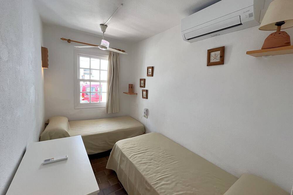 Apartamento entero, Vistas. Zona de baño en el mar. Piscina in Fornells, Es Mercadal