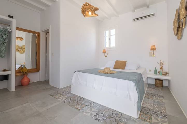 Maison Manolis et Filio (au bord de la mer) in Milos