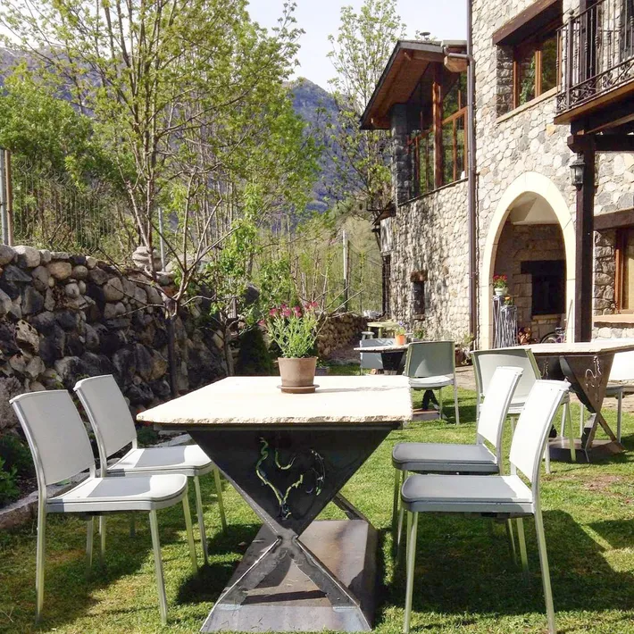 Hotel para 2 personas, con vistas y jardín - 1