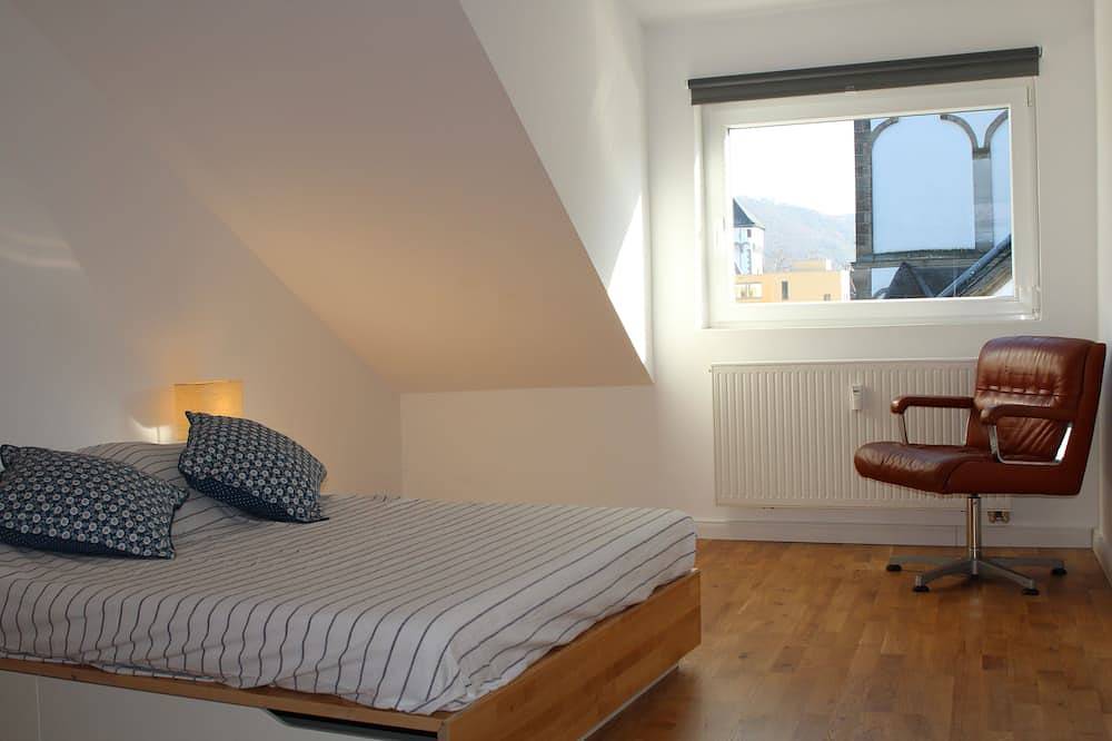 Ganze Wohnung, Über den Dächern Boppards - eigene Dachterrasse mit Ausblick in Boppard, Mittelrhein