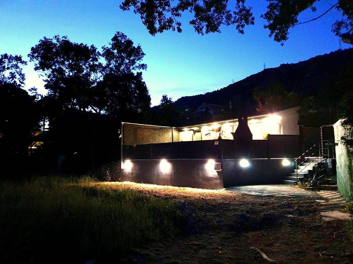 Beautiful house with large terrace and jacuzzi in Bakarac, Kraljevica